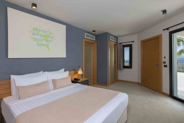 Standard Sea View Room with Balcony